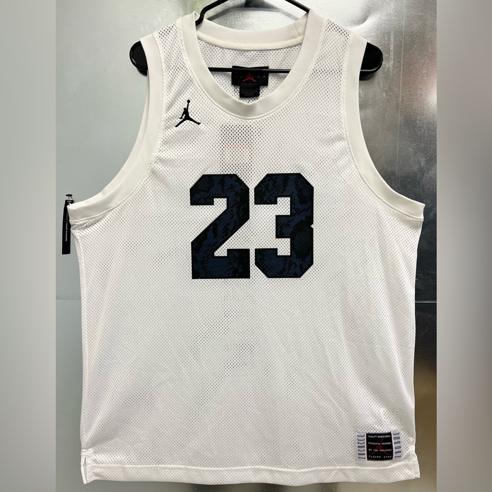 Nike Mens Air Jordan Retro 11 Snakeskin Legacy CI0304-100 White Jersey Size L